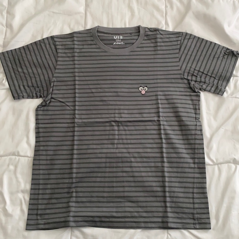 KAWS x Uniqlo T-shirt